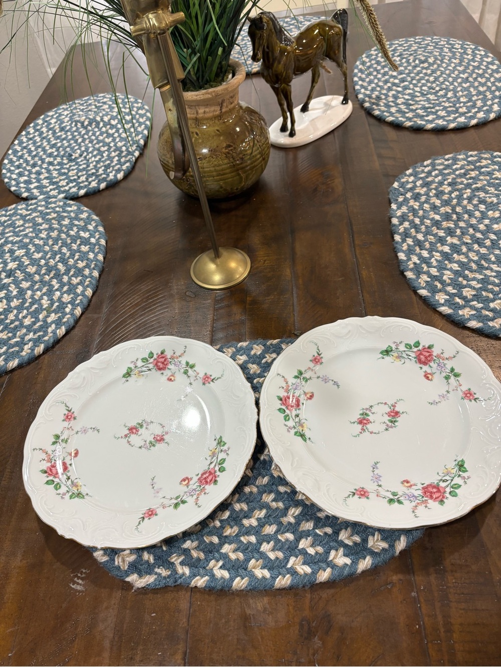 Royal Kent White Porcelain Dinner Plates with Pink Floral Pattern (Set of 2)